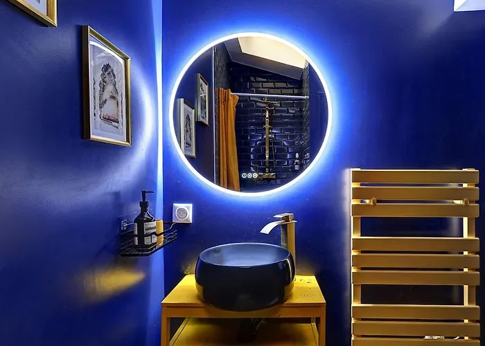 Appartement Sacre Coeur, Netflix & Chill By Ecoflats